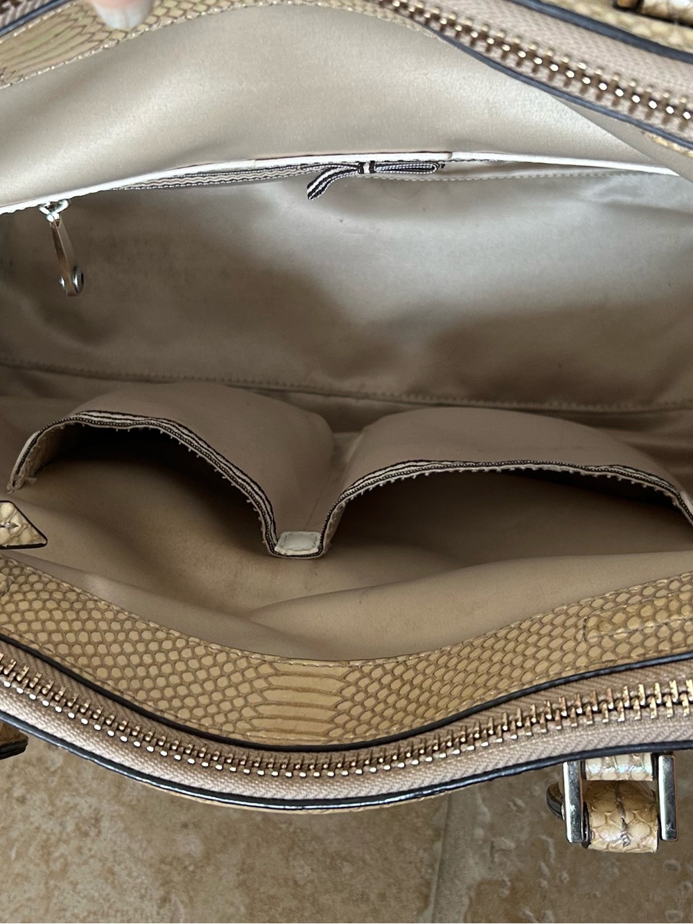 RARE Henri Bendel Iridescent Gold Snake-Embossed Tote Bag with Wallet - Picture 5 of 17